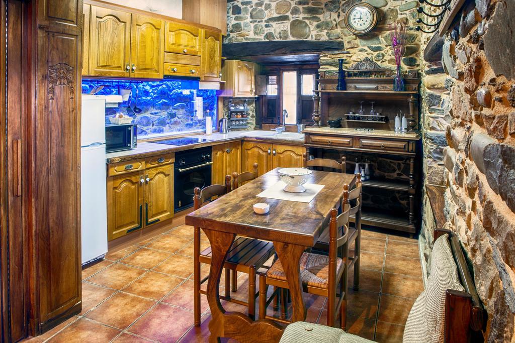 La Casina Del Pozo Villa Bembibre  ภายนอก รูปภาพ